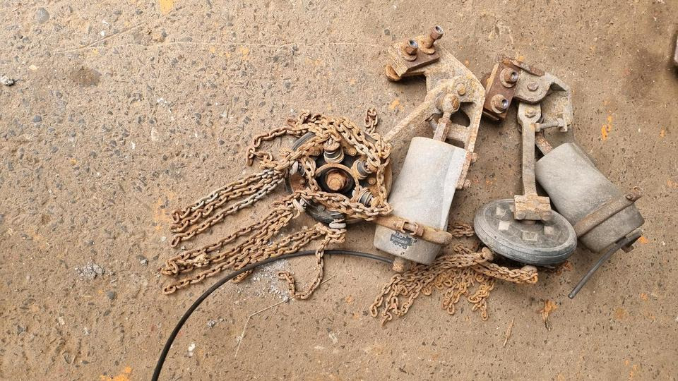 Unterwurfketten Schleuderketten Schneeketten Unimog Mercedes Benz 405 U300 U 400 500 423 429 530 318 427 - Gume in platišča za Komunalno/ Posebno vozilo: slika 3 Unterwurfketten Schleuderketten Schneeketten Unimog Mercedes Benz 405 U300 U 400 500 423 429 530 318 427 - Gume in platišča za Komunalno/ Posebno vozilo: slika 3