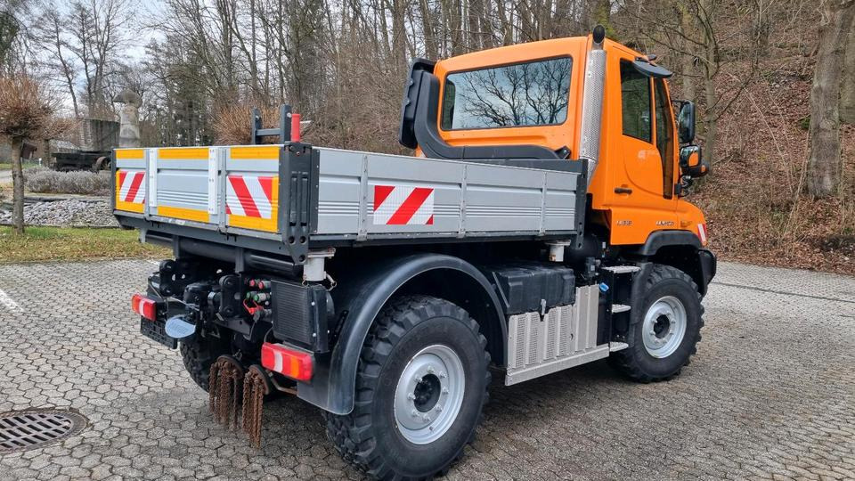 Zu vermieten Unimog 405 U318 423 429 430 Mercedes Benz 318 527 Vermietung - Vozilo za zimsko službo: slika 4 Zu vermieten Unimog 405 U318 423 429 430 Mercedes Benz 318 527 Vermietung - Vozilo za zimsko službo: slika 4