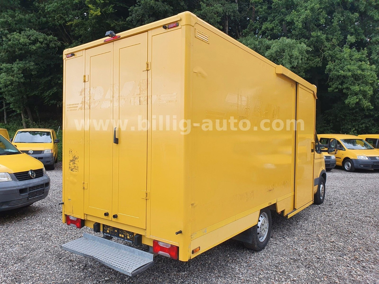 Iveco Daily 1.Hand*EU4* Regale Integralkoffer DHL POST - Furgon: slika 4 Iveco Daily 1.Hand*EU4* Regale Integralkoffer DHL POST - Furgon: slika 4