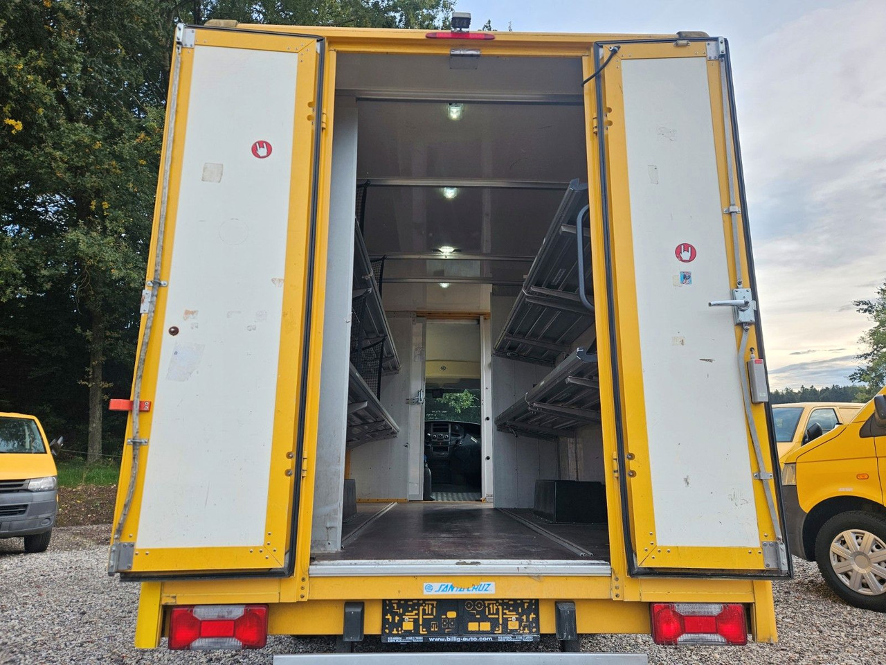 Iveco Daily EURO5 Integralkoffer Koffer Postkoffer - Dostavno vozilo z zabojnikom: slika 4 Iveco Daily EURO5 Integralkoffer Koffer Postkoffer - Dostavno vozilo z zabojnikom: slika 4