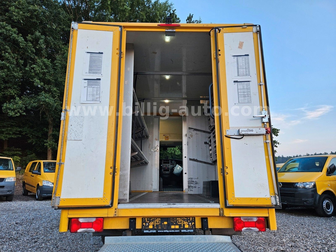 Dostavno vozilo z zabojnikom Iveco Daily Koffer * KURZE VERSION * Automatik * EU5: slika 6