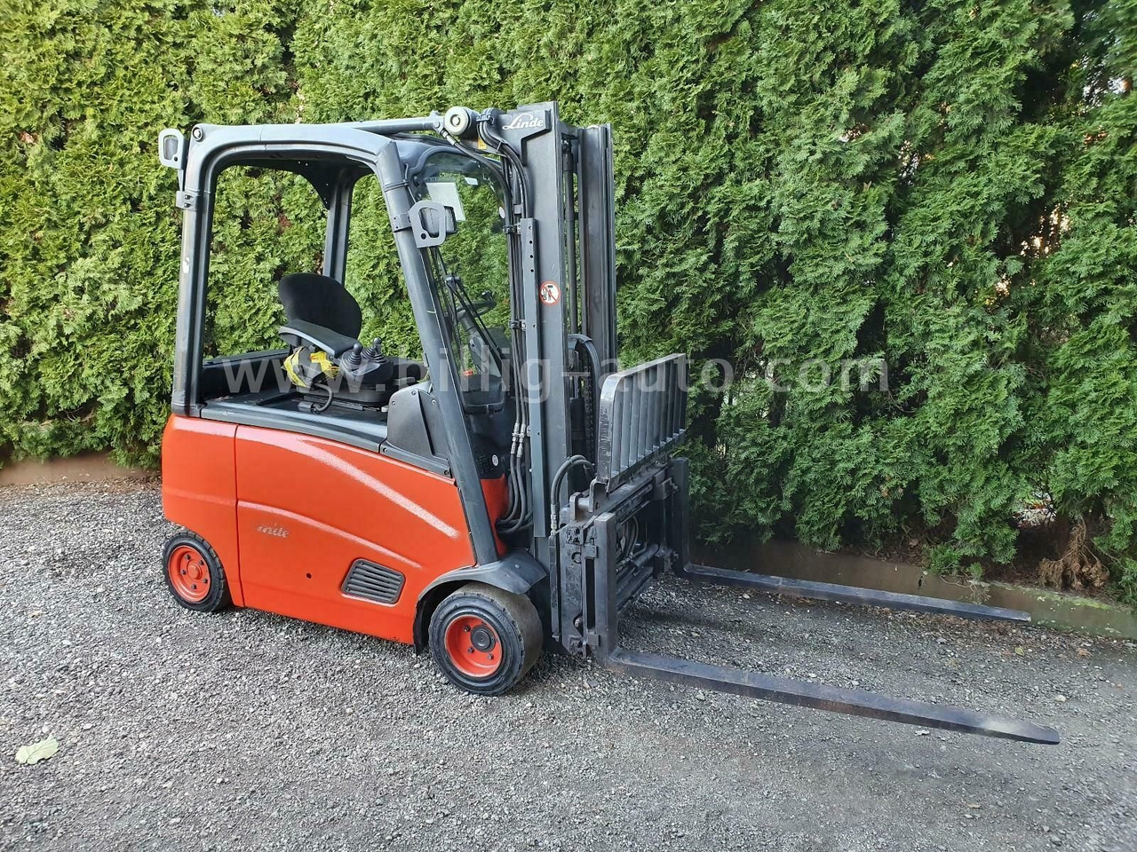 Linde E18 PH 4-Rad Seitenschieber*Zinkenverstellung* - Električni viličar: slika 5 Linde E18 PH 4-Rad Seitenschieber*Zinkenverstellung* - Električni viličar: slika 5