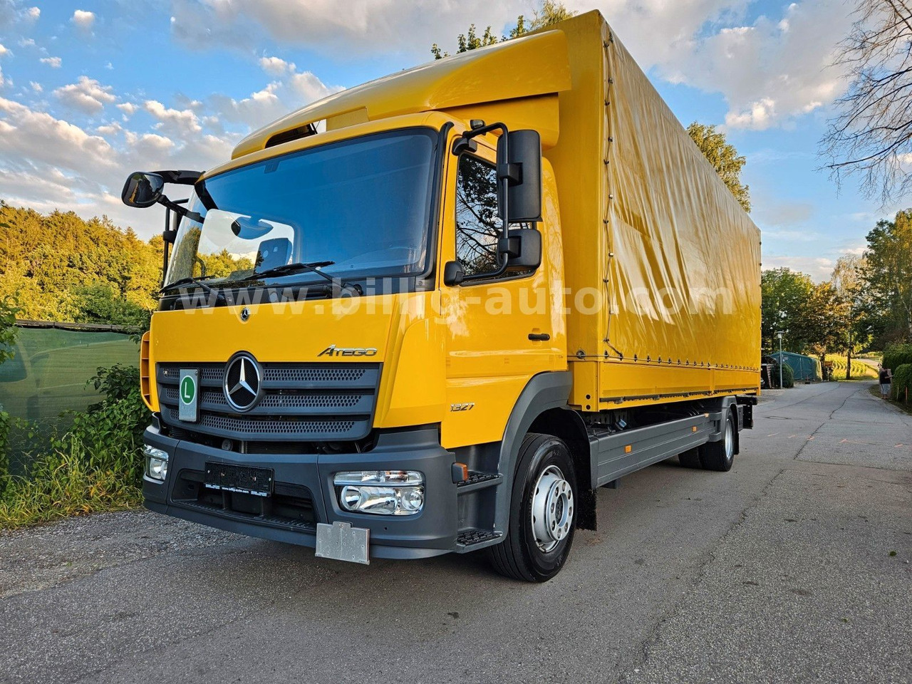 Mercedes-Benz Atego 1327 L BREMS/SPUR-ASS*DIFF-Sperre*AHK*7.2 - Tovornjak s kesonom: slika 2 Mercedes-Benz Atego 1327 L BREMS/SPUR-ASS*DIFF-Sperre*AHK*7.2 - Tovornjak s kesonom: slika 2