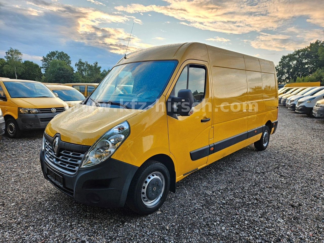 Renault Master EURO 6 *Klima*EU6*Bluetooth*Kamera*MAXI - Furgon: slika 4 Renault Master EURO 6 *Klima*EU6*Bluetooth*Kamera*MAXI - Furgon: slika 4