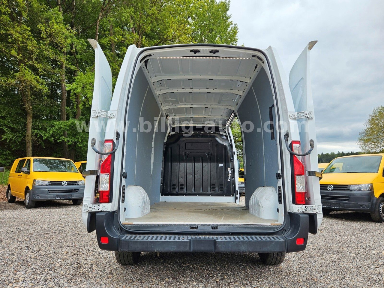 Renault Master EURO 6 *Klima*EU6*Bluetooth*Kamera*MAXI - Potniški kombi: slika 5 Renault Master EURO 6 *Klima*EU6*Bluetooth*Kamera*MAXI - Potniški kombi: slika 5