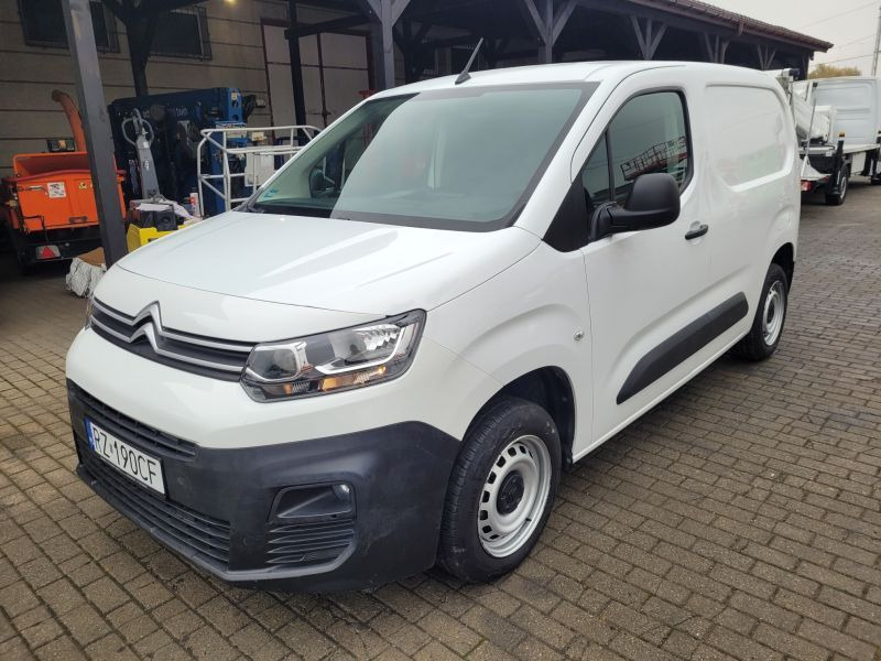 Citroen Berlingo Van z silnikiem 1.5 BlueHDi - Mali kombi: slika 1 Citroen Berlingo Van z silnikiem 1.5 BlueHDi - Mali kombi: slika 1
