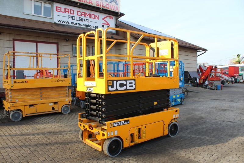 JCB podnośnik nożycowy elektryczny 12 m JCB S3246E electric scissor lift - Škarjasta dvižna ploščad: slika 1 JCB podnośnik nożycowy elektryczny 12 m JCB S3246E electric scissor lift - Škarjasta dvižna ploščad: slika 1