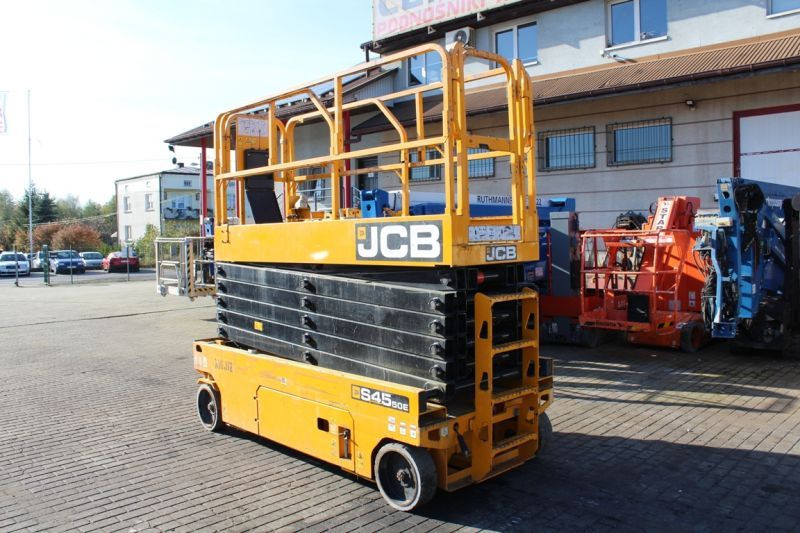 JCB podnośnik nożycowy elektryczny 16 m JCB S4550E - Škarjasta dvižna ploščad: slika 5 JCB podnośnik nożycowy elektryczny 16 m JCB S4550E - Škarjasta dvižna ploščad: slika 5