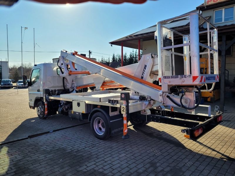 Mitsubishi Canter Fuso 3C13 podnośnik koszowy 20 m Multitel MXE200 bucket truck boom lift - Dvižna ploščad montirana na tovornjak: slika 5 Mitsubishi Canter Fuso 3C13 podnośnik koszowy 20 m Multitel MXE200 bucket truck boom lift - Dvižna ploščad montirana na tovornjak: slika 5
