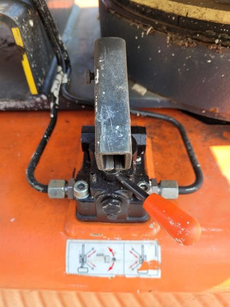 Dvižna košara pajek podnośnik koszowy 17 m na gąsieniach JLG X17JP: slika 18