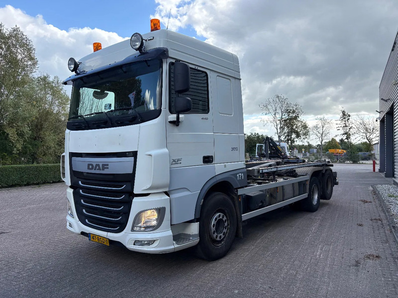 DAF XF 440 6x2 / VDL 21 TON / AFNET SYSTEEM / DUBBELLUCHT SLEPER / APK - TUV JUNI 2026 / - Kotalni prekucni tovornjak: slika 2 DAF XF 440 6x2 / VDL 21 TON / AFNET SYSTEEM / DUBBELLUCHT SLEPER / APK - TUV JUNI 2026 / - Kotalni prekucni tovornjak: slika 2
