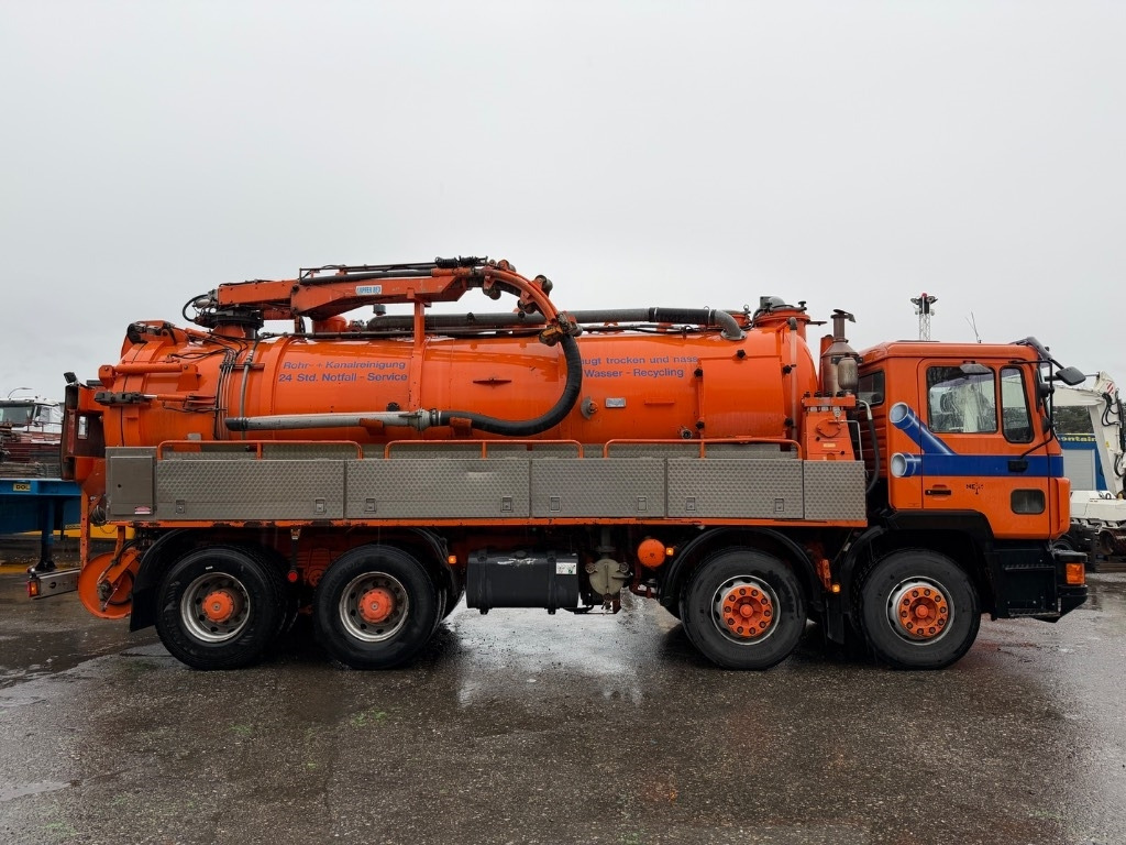 MAN 32.402 VF 8x4 - Vakuumski tovornjak: slika 3 MAN 32.402 VF 8x4 - Vakuumski tovornjak: slika 3