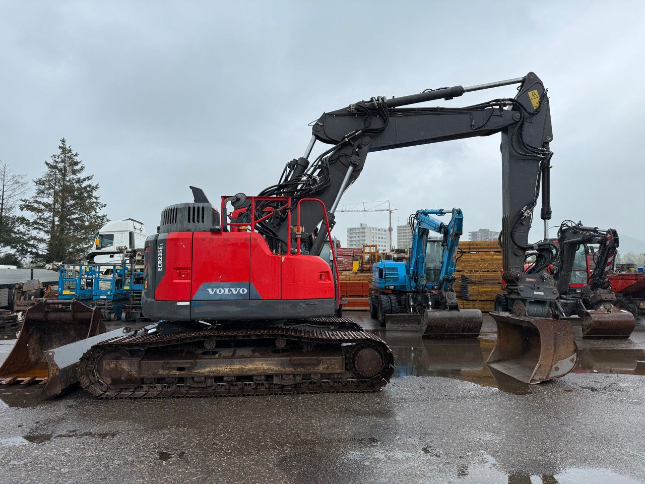 Bager goseničar Volvo ECR 235 EL: slika 8