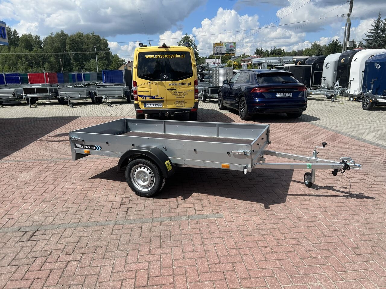 Lorries PU75-2613 + UCHYLNA - Avtomobilska prikolica: slika 1 Lorries PU75-2613 + UCHYLNA - Avtomobilska prikolica: slika 1