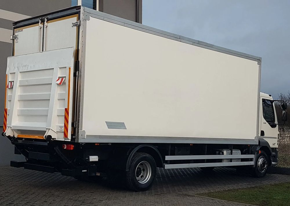 DAF 16T LF 230 WINDA CHŁODNIA 16EP 6,58x2,48x2,38 KLIMA IZOTERMA MROŹNIA - Tovornjak hladilnik: slika 4 DAF 16T LF 230 WINDA CHŁODNIA 16EP 6,58x2,48x2,38 KLIMA IZOTERMA MROŹNIA - Tovornjak hladilnik: slika 4