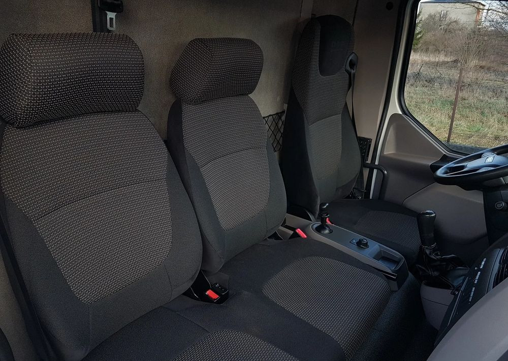 Tovornjak hladilnik DAF 16T LF 230 WINDA CHŁODNIA 16EP 6,58x2,48x2,38 KLIMA IZOTERMA MROŹNIA: slika 8
