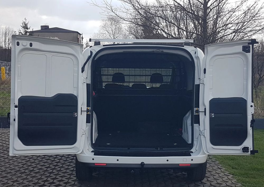 Fiat Doblo 1.6 Multijet 16V Easy - Avtomobil: slika 5 Fiat Doblo 1.6 Multijet 16V Easy - Avtomobil: slika 5
