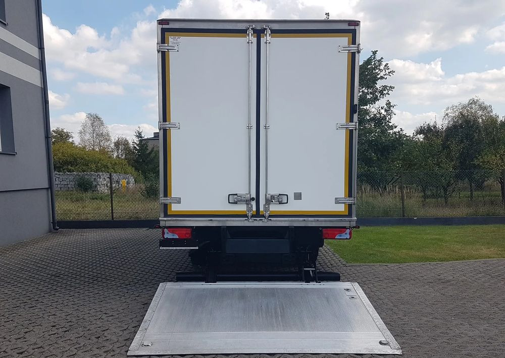 MAN 12.190 TGL WINDA CHŁODNIA 15EP 6,20x2,45x2,39 AGREGAT DMC 11990 KG - Tovornjak hladilnik: slika 5 MAN 12.190 TGL WINDA CHŁODNIA 15EP 6,20x2,45x2,39 AGREGAT DMC 11990 KG - Tovornjak hladilnik: slika 5