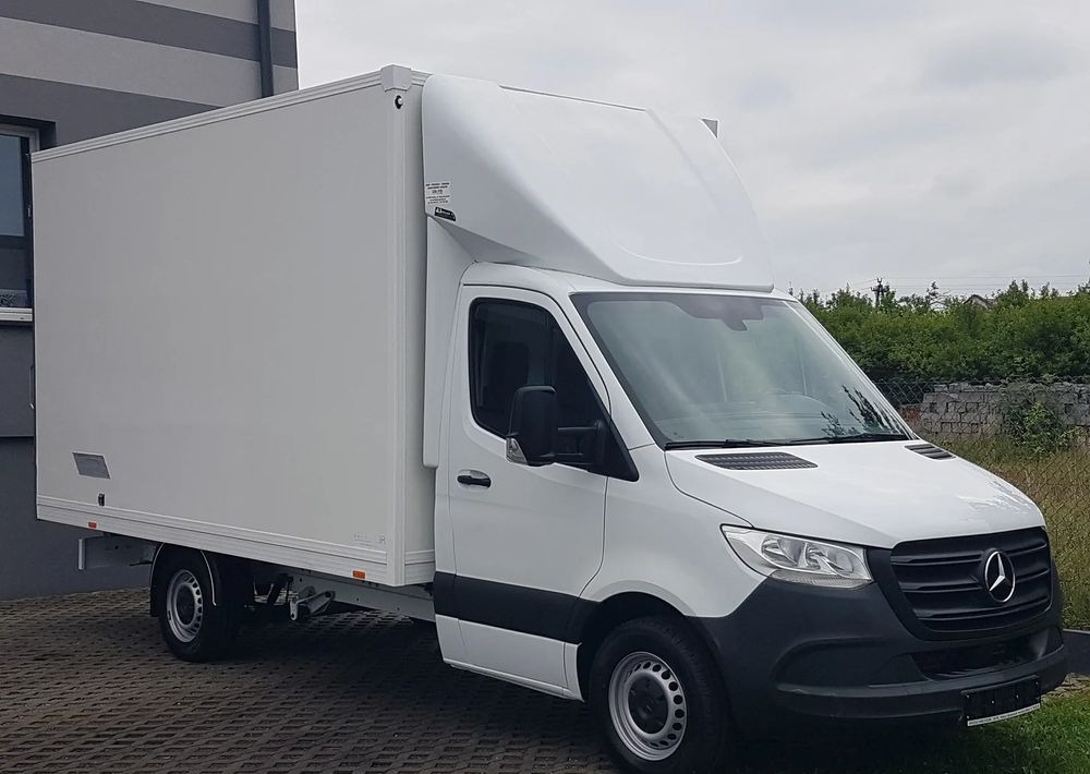 Mercedes-Benz Sprinter KONTENER 8EP 4,11x2,15x2,30 KLIMA 314 CDI MANUAL KRAJOWY - Dostavno vozilo z zabojnikom: slika 1 Mercedes-Benz Sprinter KONTENER 8EP 4,11x2,15x2,30 KLIMA 314 CDI MANUAL KRAJOWY - Dostavno vozilo z zabojnikom: slika 1