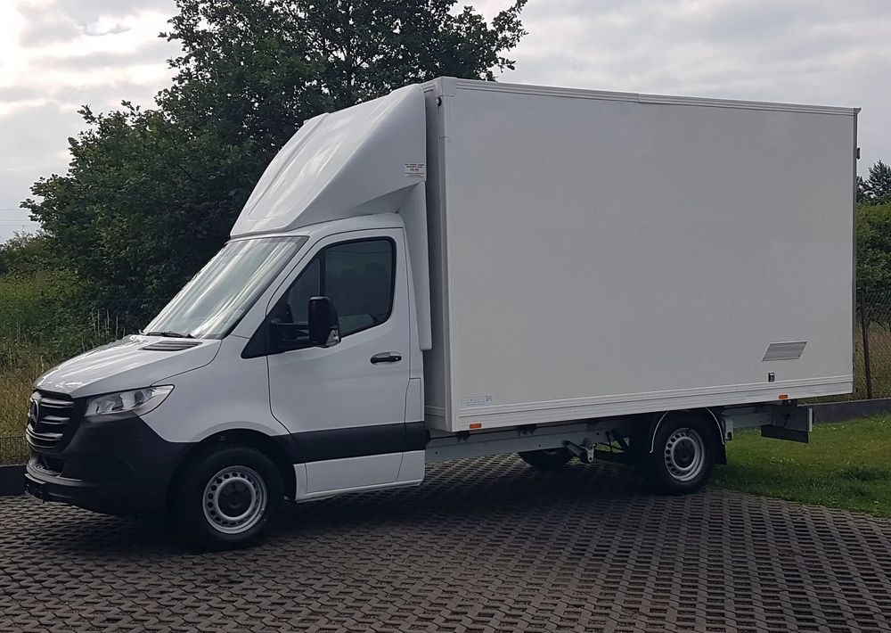 Mercedes-Benz Sprinter KONTENER 8EP 4,11x2,15x2,30 KLIMA 314 CDI MANUAL KRAJOWY - Dostavno vozilo z zabojnikom: slika 2 Mercedes-Benz Sprinter KONTENER 8EP 4,11x2,15x2,30 KLIMA 314 CDI MANUAL KRAJOWY - Dostavno vozilo z zabojnikom: slika 2