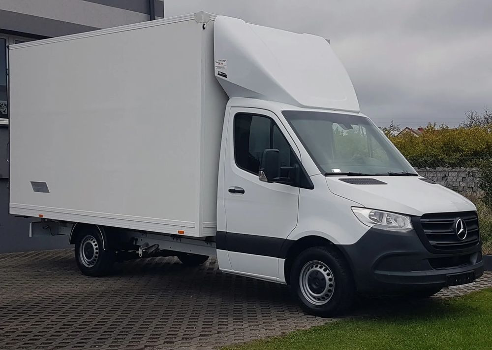 Mercedes-Benz Sprinter KONTENER 8EP 4,13x2,17x2,30 KLIMA 314 CDI MANUAL KRAJOWY - Dostavno vozilo z zabojnikom: slika 1 Mercedes-Benz Sprinter KONTENER 8EP 4,13x2,17x2,30 KLIMA 314 CDI MANUAL KRAJOWY - Dostavno vozilo z zabojnikom: slika 1