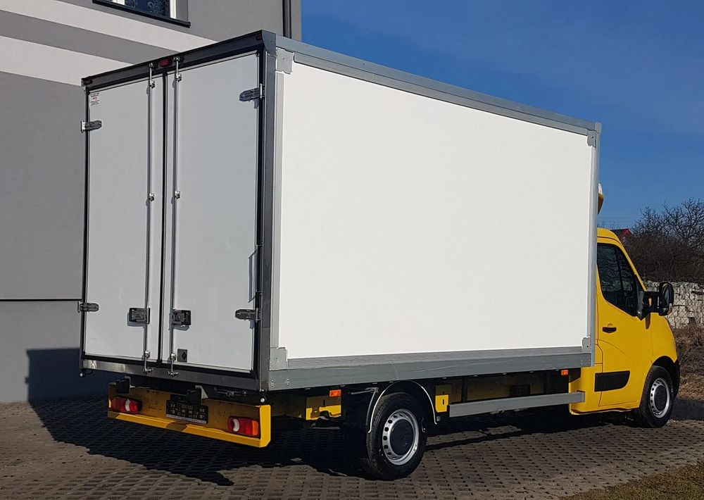 Renault MASTER KONTENER 8EP 4,21x2,23x2,22 KLIMA KRAJOWY MANUAL 6-BIEGÓW - Dostavno vozilo z zabojnikom: slika 4 Renault MASTER KONTENER 8EP 4,21x2,23x2,22 KLIMA KRAJOWY MANUAL 6-BIEGÓW - Dostavno vozilo z zabojnikom: slika 4