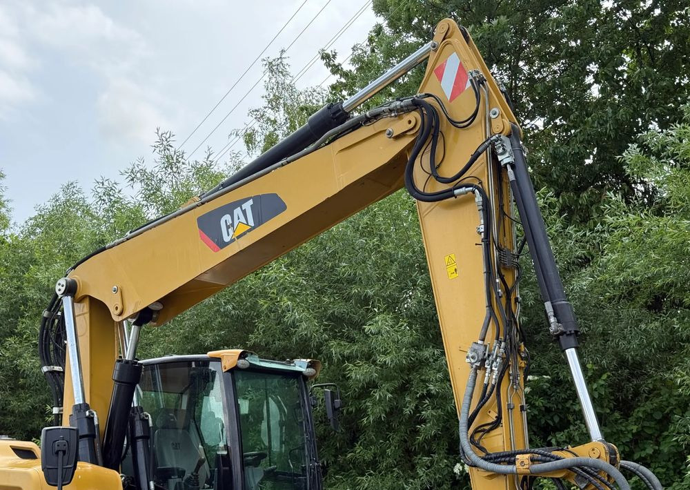 Caterpillar CAT 318 F * Powertilt * Sprowadzony* 9700 MTG * Caterpillar * Stan Perfekcyjny - Bager na kolesih: slika 4 Caterpillar CAT 318 F * Powertilt * Sprowadzony* 9700 MTG * Caterpillar * Stan Perfekcyjny - Bager na kolesih: slika 4