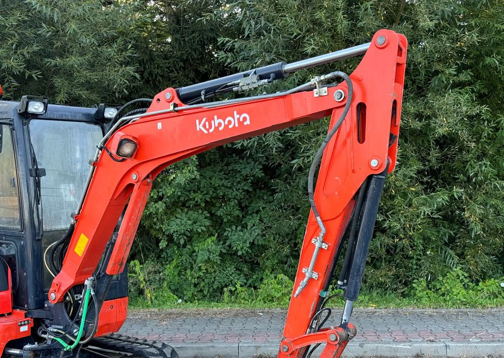 Kubota * Sprowadzona * Minikoparka * Kubota U 35-3&3 * 3.5 Ton * - Mini bager: slika 4 Kubota * Sprowadzona * Minikoparka * Kubota U 35-3&3 * 3.5 Ton * - Mini bager: slika 4