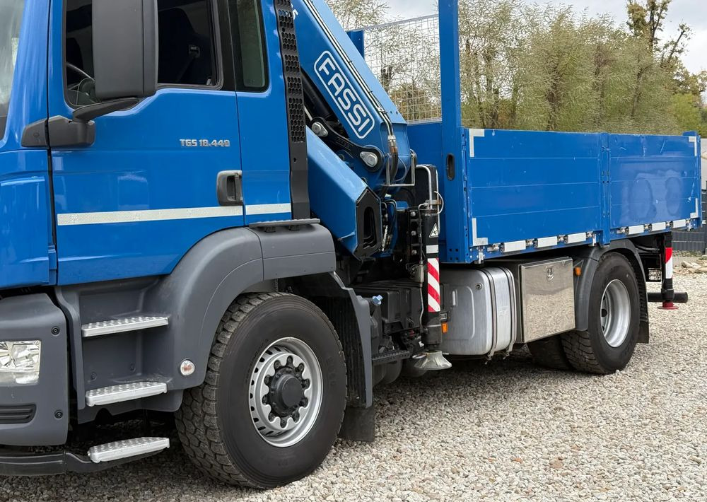 MAN * MAN 18.440 TGS * 4x4 * HDS Fassi F215 * Sprowadzony * 95 000 KM ! * Stan Jak Nowy - Tovornjak s kesonom, Tovornjak z dvigalom: slika 5 MAN * MAN 18.440 TGS * 4x4 * HDS Fassi F215 * Sprowadzony * 95 000 KM ! * Stan Jak Nowy - Tovornjak s kesonom, Tovornjak z dvigalom: slika 5
