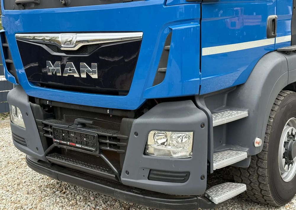 MAN * MAN 18.440 TGS * 4x4 * HDS Fassi F215 * Sprowadzony * 95 000 KM ! * Stan Jak Nowy - Tovornjak s kesonom, Tovornjak z dvigalom: slika 3 MAN * MAN 18.440 TGS * 4x4 * HDS Fassi F215 * Sprowadzony * 95 000 KM ! * Stan Jak Nowy - Tovornjak s kesonom, Tovornjak z dvigalom: slika 3