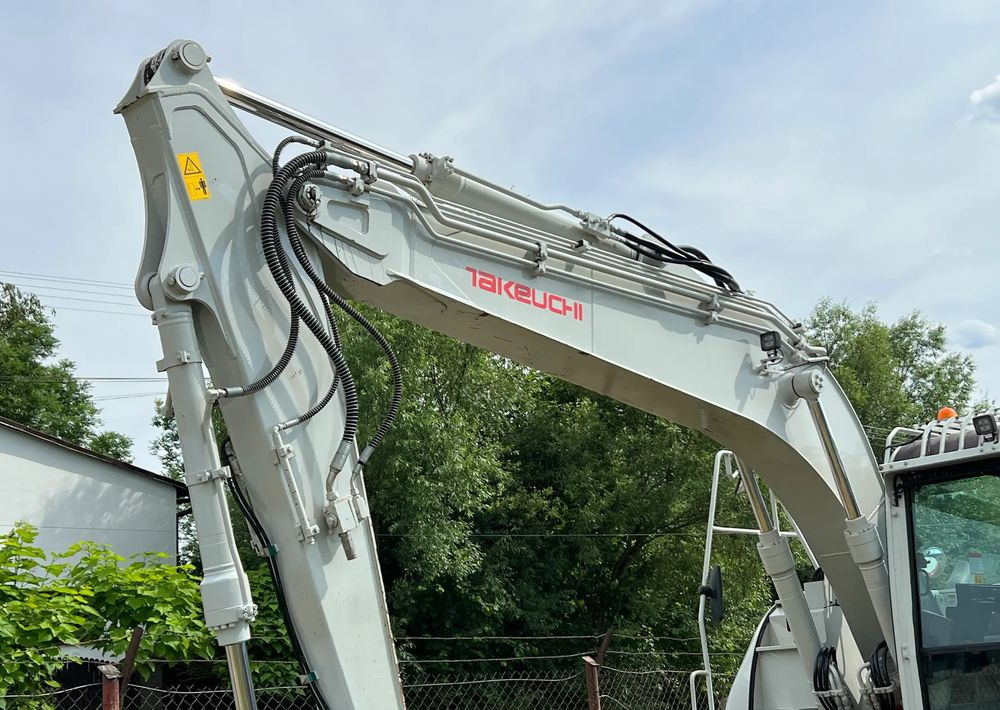 Takeuchi KOPARKA TAKEUCHI TB2150R 5100 MTH SPROWADZONA STAN PERFEKCYJNY - Bager goseničar: slika 3 Takeuchi KOPARKA TAKEUCHI TB2150R 5100 MTH SPROWADZONA STAN PERFEKCYJNY - Bager goseničar: slika 3