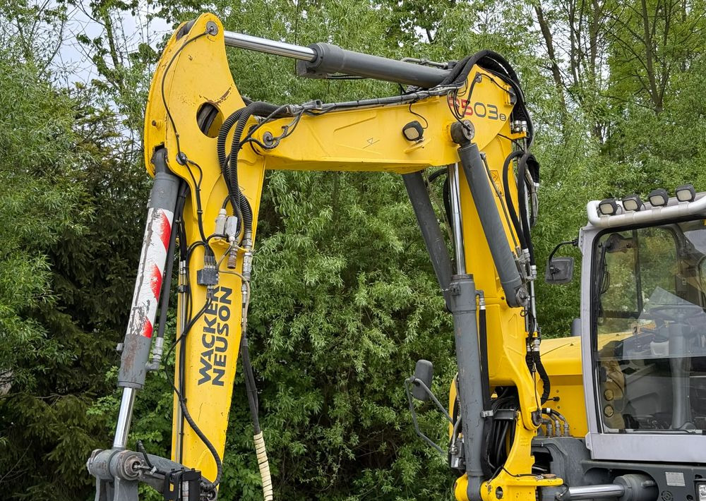 Wacker Neuson * Koparka Kołowa * Wacker Neuson 9503 * Rototilt * Bardzo Dobry Stan * - Bager na kolesih: slika 3 Wacker Neuson * Koparka Kołowa * Wacker Neuson 9503 * Rototilt * Bardzo Dobry Stan * - Bager na kolesih: slika 3