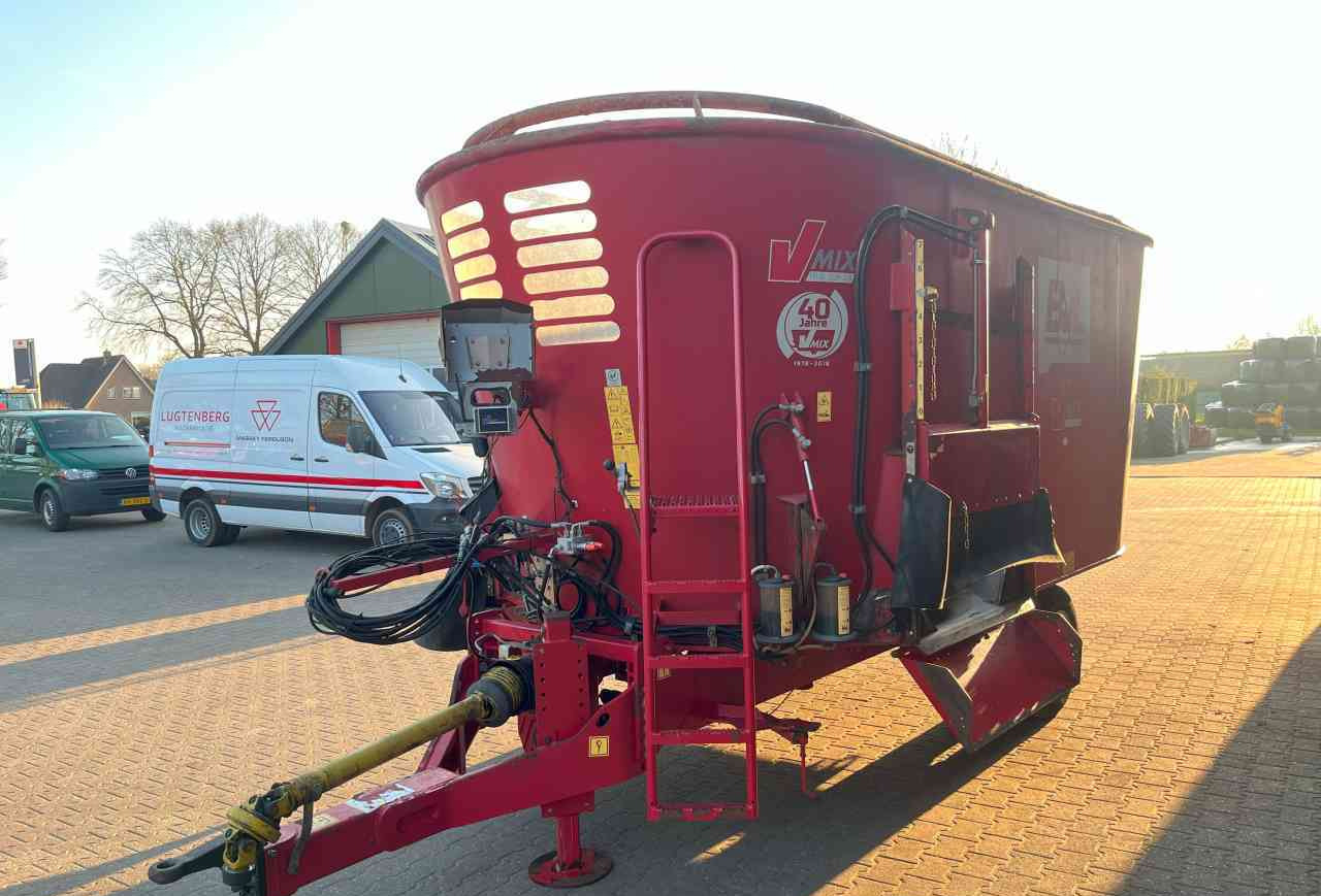 BVL V-Mix 20H-2S voermengwagen voermachines - Mešalnik za krmo: slika 3 BVL V-Mix 20H-2S voermengwagen voermachines - Mešalnik za krmo: slika 3