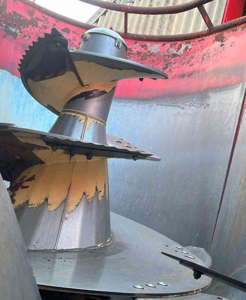 Mešalnik za krmo BVL V-Mix 20H-2S voermengwagen voermachines: slika 6 Mešalnik za krmo BVL V-Mix 20H-2S voermengwagen voermachines: slika 6