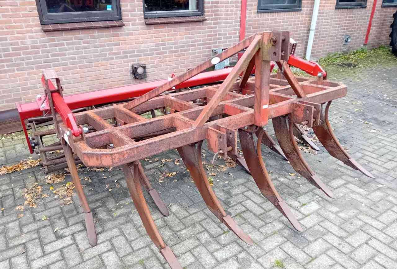 Evers Garron LT-11 vaste tand cultivator grondbewerking - Kultivator: slika 1 Evers Garron LT-11 vaste tand cultivator grondbewerking - Kultivator: slika 1