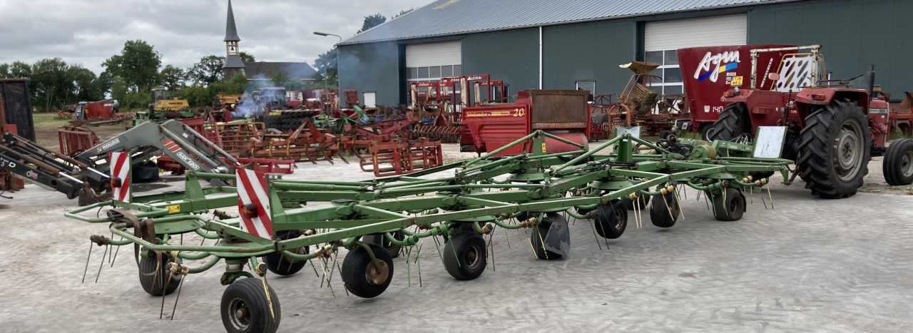 Krone KW 15.02/14 schudder weidebouwmachines - Obračalnik/ Zgrabljalnik: slika 1 Krone KW 15.02/14 schudder weidebouwmachines - Obračalnik/ Zgrabljalnik: slika 1