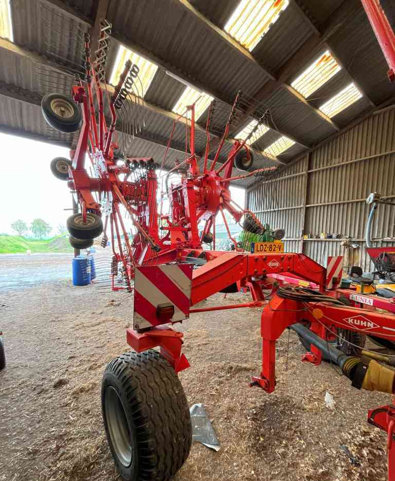 Kuhn GA 8521 zwadhark zwiller rugger rake weidebouwmachines - Obračalnik/ Zgrabljalnik: slika 4 Kuhn GA 8521 zwadhark zwiller rugger rake weidebouwmachines - Obračalnik/ Zgrabljalnik: slika 4