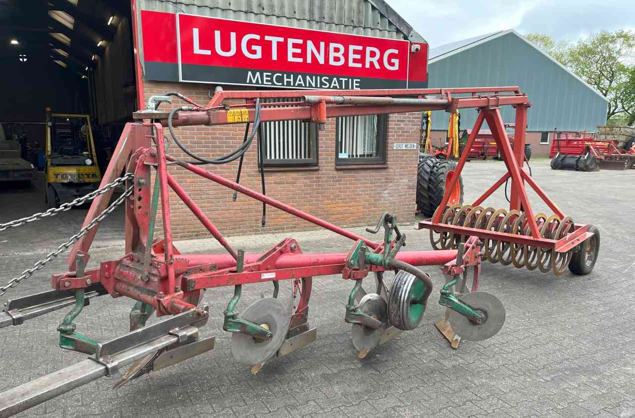 Kverneland 4 schaar ploeg + Evers vorenpakker grondbewerking - Plug: slika 2 Kverneland 4 schaar ploeg + Evers vorenpakker grondbewerking - Plug: slika 2