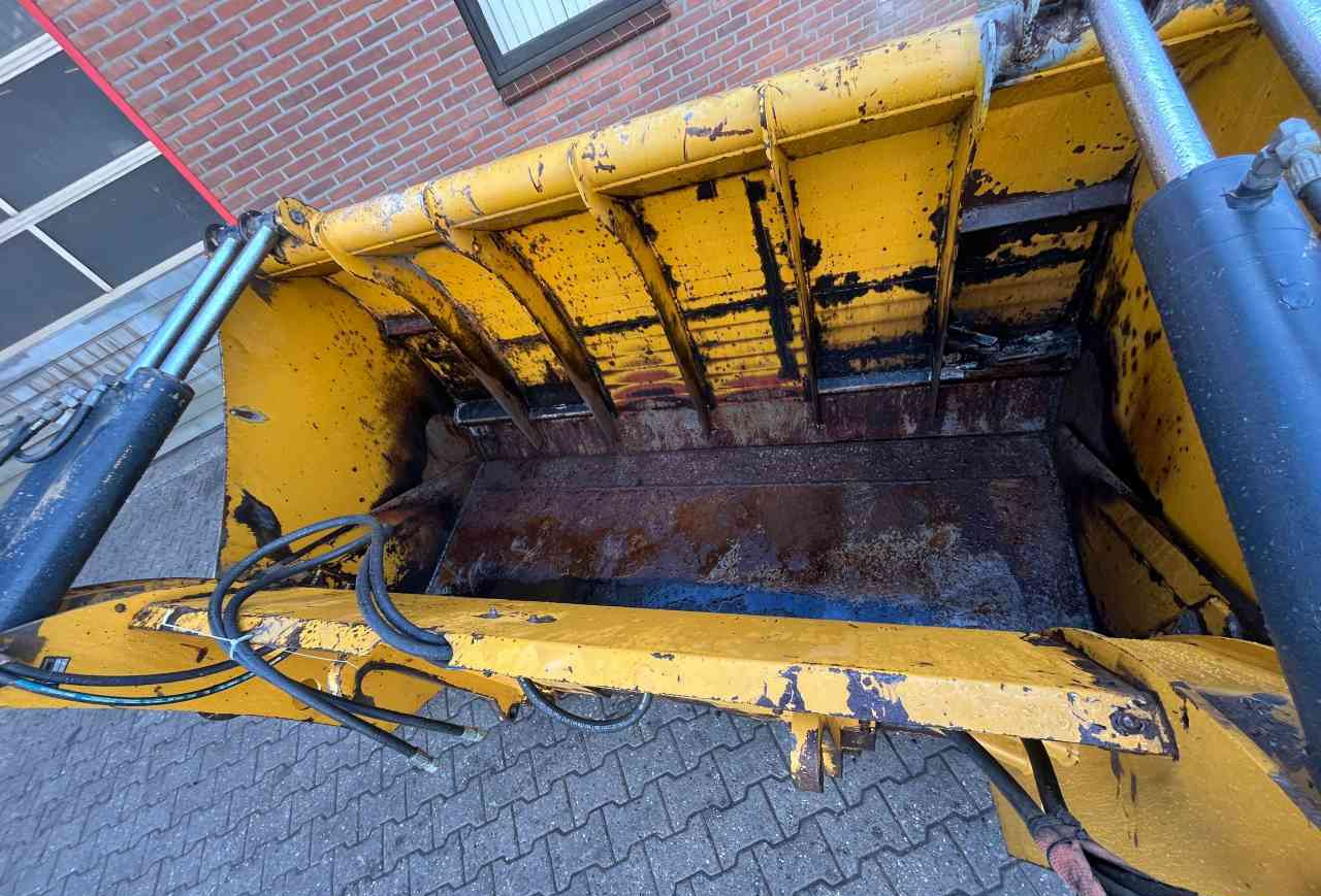Mammut Kuilhapper, JCB Q-Fit, voermachines. - Oprema za silos: slika 5 Mammut Kuilhapper, JCB Q-Fit, voermachines. - Oprema za silos: slika 5