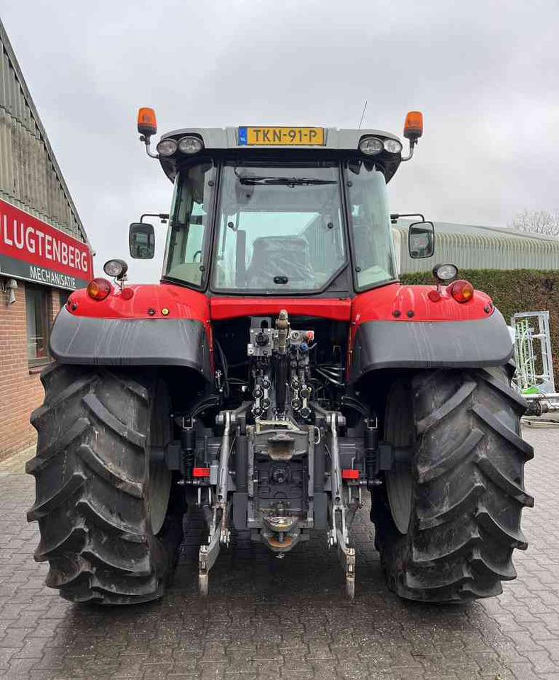 Massey Ferguson 7715 Dyna-6 Efficient Tractoren - Traktor: slika 5 Massey Ferguson 7715 Dyna-6 Efficient Tractoren - Traktor: slika 5