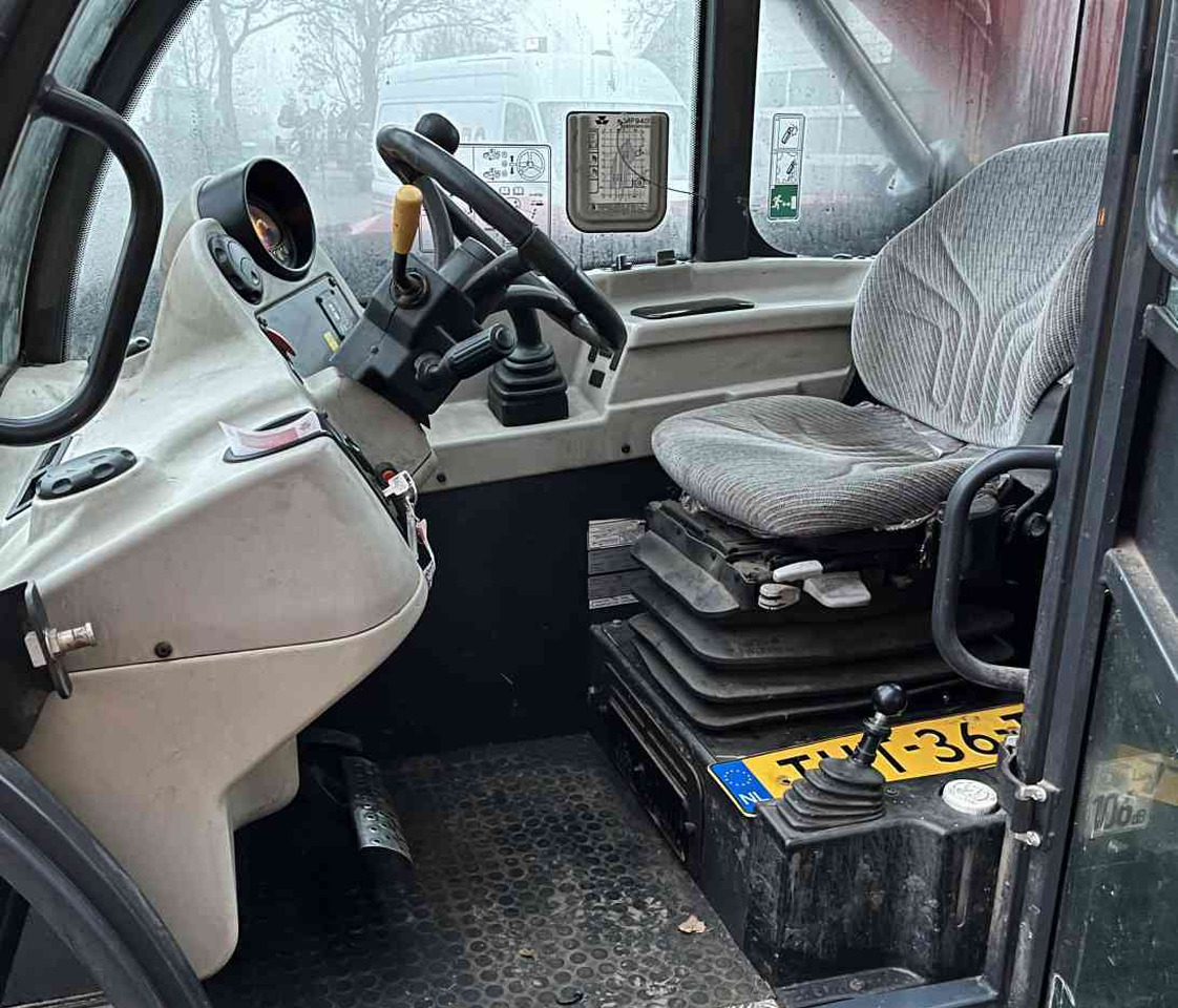 Massey Ferguson 9407S Xtra verreiker lizing Massey Ferguson 9407S Xtra verreiker: slika 6 Massey Ferguson 9407S Xtra verreiker lizing Massey Ferguson 9407S Xtra verreiker: slika 6