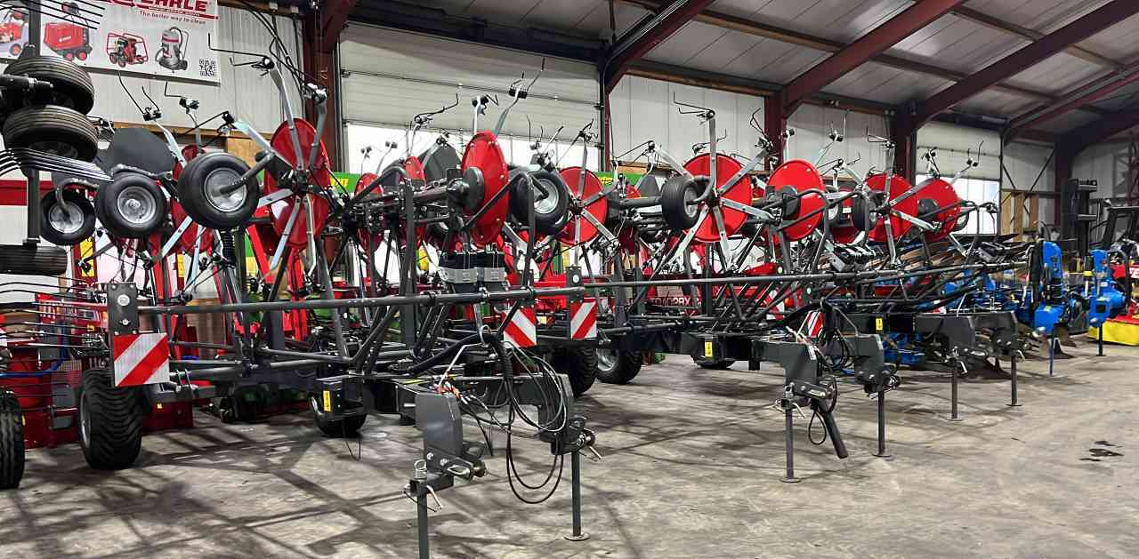 Massey Ferguson TD 1028X TRC Haaktandschudder Lely Lotus weidebouwmachines. - Obračalnik/ Zgrabljalnik: slika 3 Massey Ferguson TD 1028X TRC Haaktandschudder Lely Lotus weidebouwmachines. - Obračalnik/ Zgrabljalnik: slika 3
