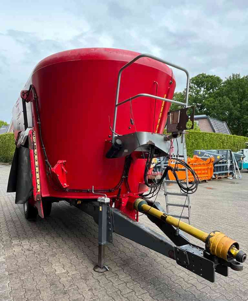 Peecon VME 250 Voermengwagen voermachines - Mešalnik za krmo: slika 3 Peecon VME 250 Voermengwagen voermachines - Mešalnik za krmo: slika 3