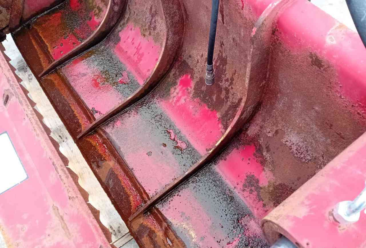 Redrock Allround 85-200 kuilhapper Volvo L30 aansl. voermachines - Oprema za silos: slika 5 Redrock Allround 85-200 kuilhapper Volvo L30 aansl. voermachines - Oprema za silos: slika 5