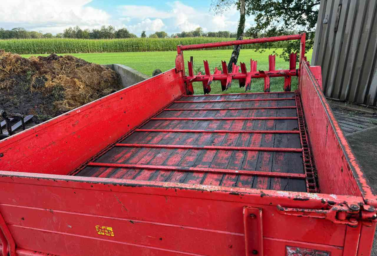 Schuitemaker SMS 3000 mestverspreider *Verkocht/sold* - Trosilnik gnoja: slika 3 Schuitemaker SMS 3000 mestverspreider *Verkocht/sold* - Trosilnik gnoja: slika 3