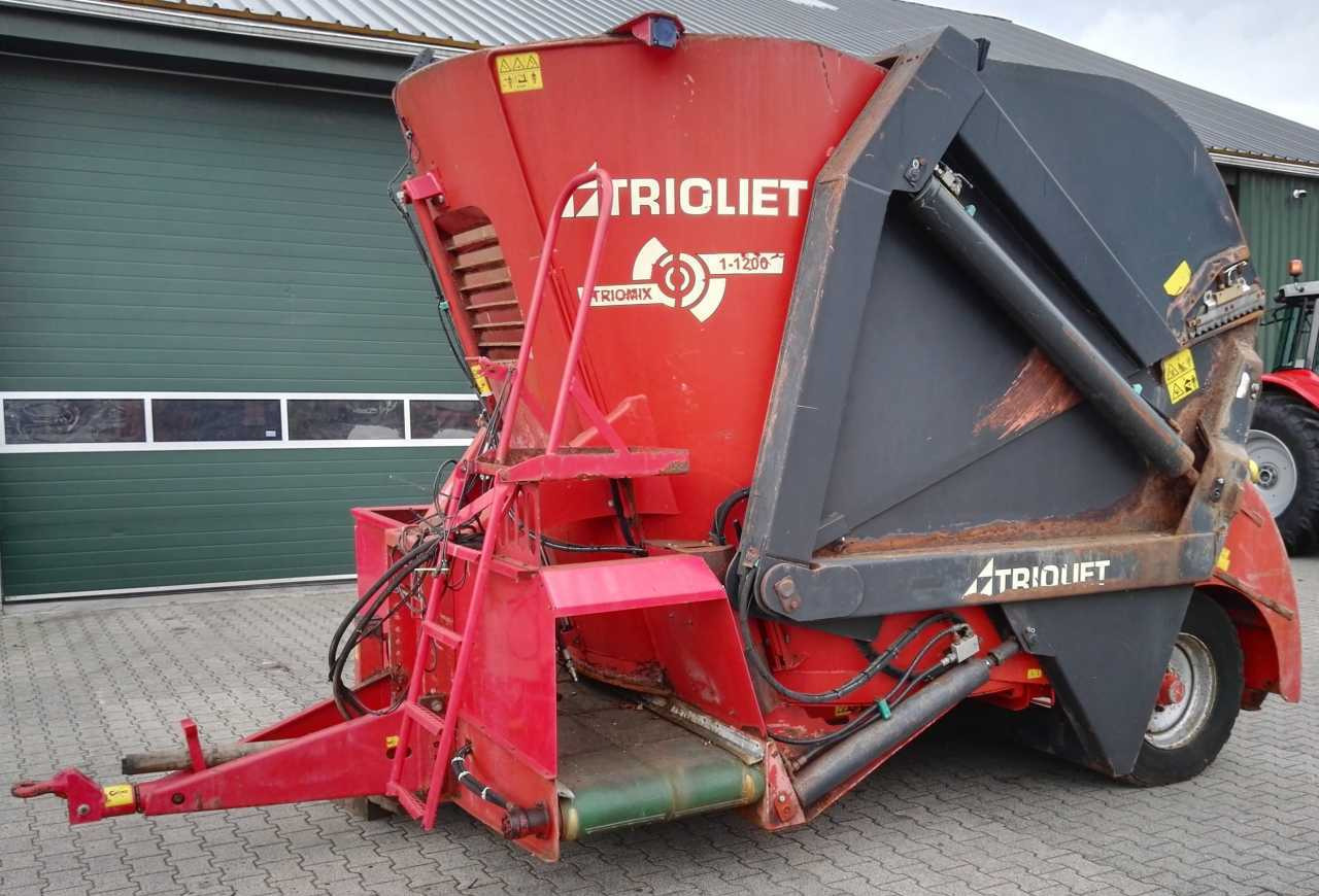 Trioliet Trioliet Triomix 12 1-1200 Mengwagen Voermachines - Mešalnik za krmo: slika 1 Trioliet Trioliet Triomix 12 1-1200 Mengwagen Voermachines - Mešalnik za krmo: slika 1