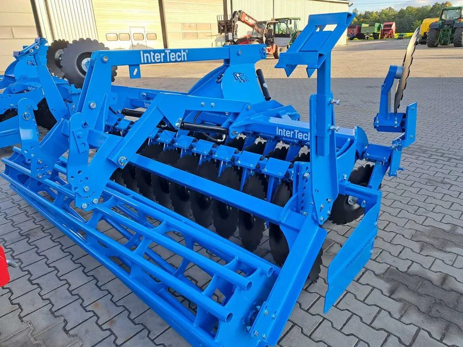 Agregat talerzowy INTER-TECH 2,7 3,0 4,0M hydropak - Disk brana: slika 4 Agregat talerzowy INTER-TECH 2,7 3,0 4,0M hydropak - Disk brana: slika 4