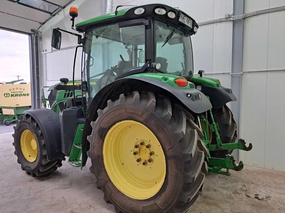 John Deere 6125R 2015 Rok - Traktor: slika 4 John Deere 6125R 2015 Rok - Traktor: slika 4