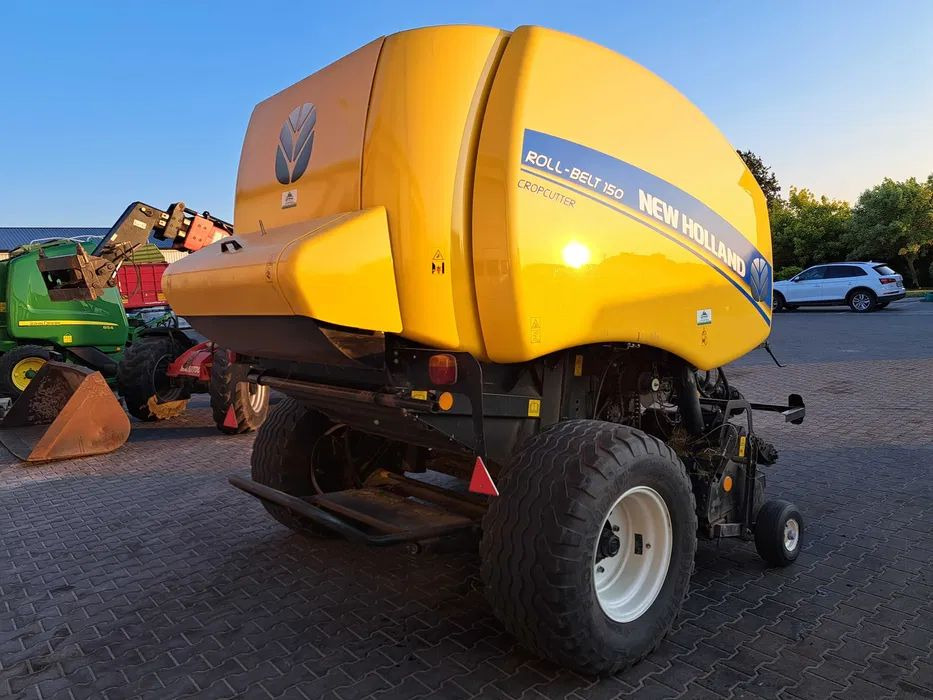 New Holland ROLL-BELT 150 cropcutter - Balirka za okrogle bale: slika 3 New Holland ROLL-BELT 150 cropcutter - Balirka za okrogle bale: slika 3