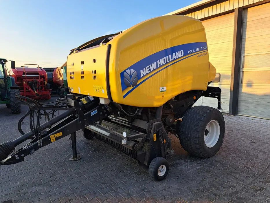 New Holland ROLL-BELT 150 cropcutter - Balirka za okrogle bale: slika 2 New Holland ROLL-BELT 150 cropcutter - Balirka za okrogle bale: slika 2